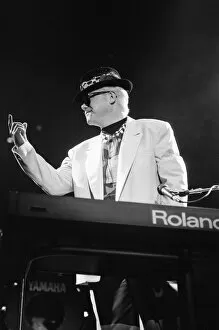 Images Dated 17th May 1989: Elton John performing at the National Exhibition Centre, Birmingham