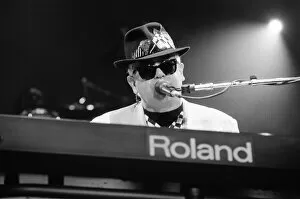 Images Dated 17th May 1989: Elton John performing at the National Exhibition Centre, Birmingham