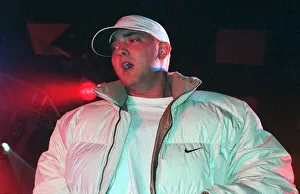 Mirror/0100to0199 00191/eminem stage glasgow barrowlands november 1999 Mirror/0100to0199 00191/eminem stage glasgow barrowlands november 1999