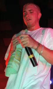 Mirror/0100to0199 00191/eminem stage glasgow barrowlands november 1999 Mirror/0100to0199 00191/eminem stage glasgow barrowlands november 1999
