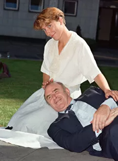 Images Dated 16th August 1988: Emma Thompson and Clive James. 16th August 1988