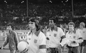 Images Dated 29th November 1978: The England team enter the pitch at Wembley Stadium for their European Championships