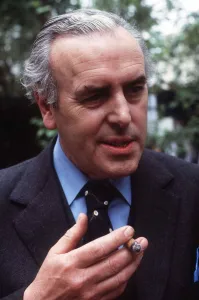 English actor George Cole who stars in the television series 'Minder' dbase MSI English actor George Cole who stars in the television series 'Minder' dbase MSI