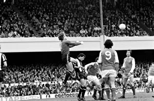 Images Dated 26th April 1980: English Division 1 Football. Arsenal 1 v. West Bromwich Albion 1. April 1980 LF03-04-016