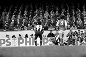 Images Dated 26th April 1980: English Division 1 Football. Arsenal 1 v. West Bromwich Albion 1. April 1980 LF03-04-005