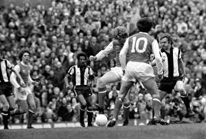 Images Dated 26th April 1980: English Division 1 Football. Arsenal 1 v. West Bromwich Albion 1. April 1980 LF03-04-001