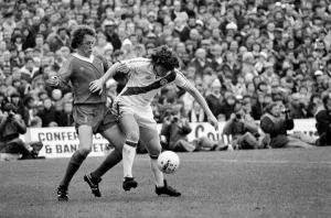 Images Dated 26th April 1980: English Division 1 Football. Crystal Palace 0 v. Liverpool 0. April 1980 LF03-06-093