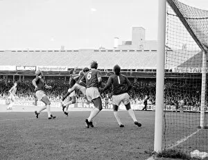 Images Dated 18th August 1974: English Football League Division One match Leicester City v Arsenal August 1974
