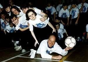 Images Dated 27th January 1993: English football legend Bobby Charlton pictured with left to right: Louise Hayes
