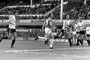 Images Dated 14th May 1983: English League Division One match. Everton 1 v Ipswich Town 1. May 1983 MF11-28-031