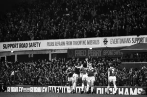 Images Dated 30th January 1982: English League Division One match at Goodison Park. Everton 1 v Tottenham Hotspur 1