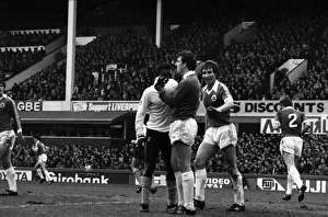 Images Dated 30th January 1982: English League Division One match at Goodison Park. Everton 1 v Tottenham Hotspur 1