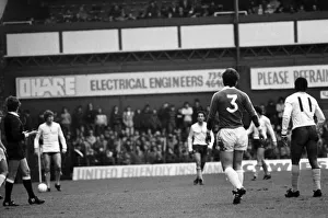 Images Dated 30th January 1982: English League Division One match at Goodison Park. Everton 1 v Tottenham Hotspur 1