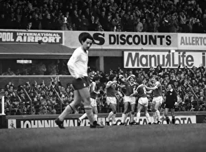 Images Dated 30th January 1982: English League Division One match at Goodison Park. Everton 1 v Tottenham Hotspur 1