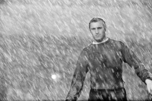 00244 Gallery: English League Division One match at Highbury, abandoned due to heavy snow