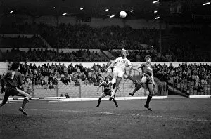 Images Dated 6th November 1982: English League Division Two match. Leeds United 1 v Charlton Athletic 2