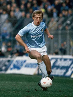English League Division One match at Maine Road. Manchester City 2 v Queens Park English League Division One match at Maine Road. Manchester City 2 v Queens Park