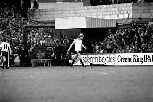 Images Dated 30th October 1982: English League Division One match at Upton Park. West Ham United 3 v Manchester United 1