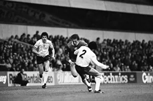 Images Dated 5th May 1982: English League Division One match at White Hart Lane. Tottenham Hotspur v Swansea