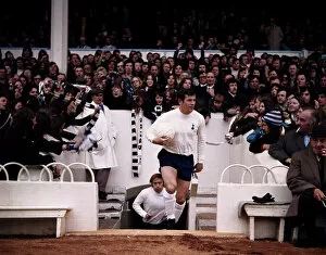 Images Dated 15th April 1972: English league Division One match at White Hart Lane Tottenham Hotspur v Chelsea v
