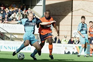 Images Dated 2nd October 1999: English League Division Two Wycombe Wanderers 5 - 3 Reading match held at Adams Park