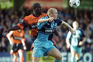 Images Dated 2nd October 1999: English League Division Two Wycombe Wanderers 5 - 3 Reading match held at Adams Park