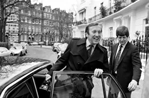 Images Dated 29th December 1980: Entertainment: Television. David Frost was off to hold talks 'all over London'
