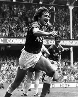 Everton's Paul Power celebrates his goal against Norwich. Circa 1989 Everton's Paul Power celebrates his goal against Norwich. Circa 1989