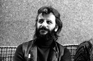 Images Dated 6th April 1975: Ex Beatle Ringo Starr. April 1975 75-1771-007