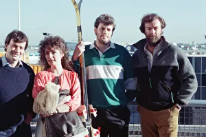 Images Dated 20th February 1989: Explorer Sir Ranulph Fiennes and his team mates Dr Mike Stroud