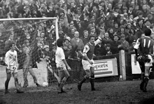 Images Dated 6th January 1971: F. A. Cup: Yeovil v. Arsenal: 3rd Round. January 1971 71-00138-026