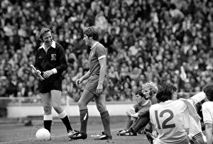 Images Dated 10th August 1974: F.A. Charity Shield. Leeds United (1) v. Liverpool (1), Liverpool win 6-5 on Penalties