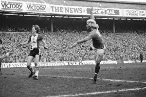 Images Dated 29th January 1984: FA Cup 5th round tie. Portsmouth 0 v. Southampton 1. Alan Biley shoots for