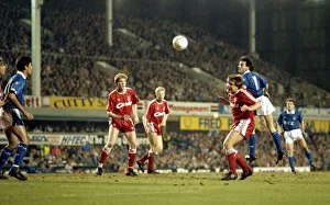Images Dated 20th February 1991: FA Cup Fifth Round replay at Goodison Park. Everton 4 v Liverpool 4 after extra