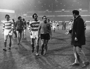 Images Dated 22nd November 1971: FA Cup Fourth Qualifying Round Fifth Replay match at Villa Park