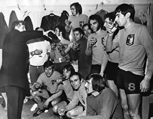 Images Dated 22nd November 1971: FA Cup Fourth Qualifying Round Fifth Replay at Villa Park