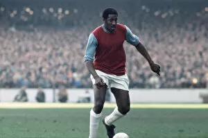 Images Dated 14th February 1972: FA Cup Fourth Round Replay match at Upton Park. West Ham United 3 v Hereford United