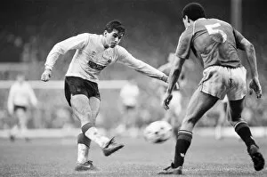 Images Dated 18th March 1989: FA Cup Quarter Final match at Old Trafford. Manchester United 0 v Nottingham Forest
