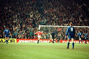 Images Dated 11th April 1990: FA Cup Replay. Manchester United 2 v. Oldham Athletic 1. 11th April 1990