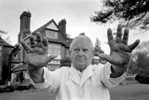 Faith Healer Mr. Harry Edwards shows of his hands. January 1975 75-00325 Faith Healer Mr. Harry Edwards shows of his hands. January 1975 75-00325