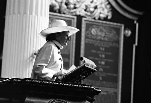 Fanny Cradock in the pulpit at St Mary Woolnoth Church giving a sermon to the crowds Fanny Cradock in the pulpit at St Mary Woolnoth Church giving a sermon to the crowds
