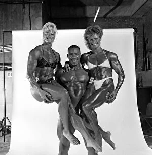 Oiled Gallery: Female and make bodybuilders. 12th September 1987