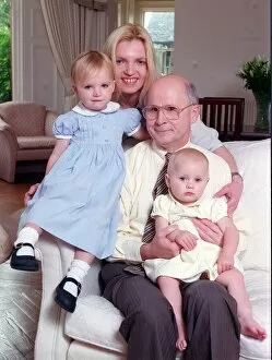 Images Dated 12th August 1998: FERGUS MCCANN AUG 1998 The Celtic MD WITH HIS WIFE ELSPETH MCCANN AND THEIR DAUGHTERS