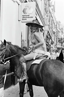 Fiona Richmond Actress Horse riding naked through London'