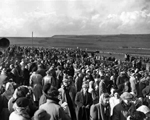 Supporters And Spectators Gallery: Flagg Moor near Buxton Point to Point racing. General view of a section of the crowded