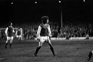 Images Dated 18th March 1975: Football: Arsenal (4) vs. Newcastle United (0). March 1975 75-01516-063
