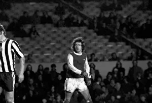 Images Dated 18th March 1975: Football: Arsenal (4) vs. Newcastle United (0). March 1975 75-01516-065
