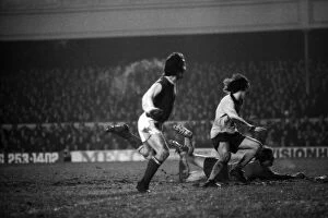 Images Dated 29th January 1975: Football. F.A. Cup replay. Arsenal F.C. vs. Coventry City F.C. January 1975 75-00560-015