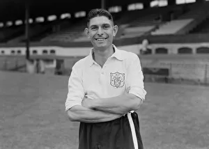 Football Jeff Taylor Captain Fulham FC circa 1950 025295/8 Football Jeff Taylor Captain Fulham FC circa 1950 025295/8