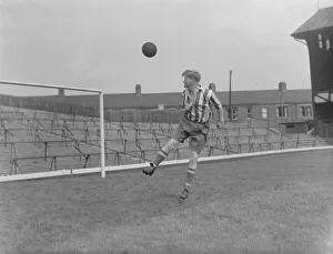 Football Sunderland footballer Dickie Davis. Circa 1950 025404/7 Football Sunderland footballer Dickie Davis. Circa 1950 025404/7